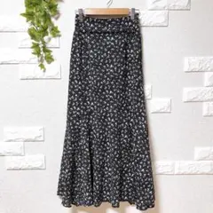 【フリーズマート】 Sサイズ ロングスカート マーメイドスカート 小花柄