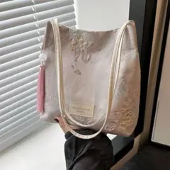 シーイン　刺繍肩掛けバッグ　ショルダーバッグ　花柄　ピンク　大容量のサムネイル