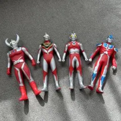 ウルトラマン　ソフビ 4体セット
