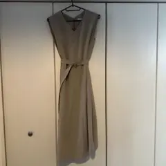 BEAMS ベージュ ノースリーブワンピース サイズ8