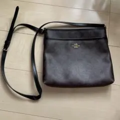 COACH ダークブラウン ショルダーバッグ