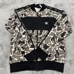 お値引き歓迎　即日発送　adidas カモフラージュ セットアップ　ジャージ