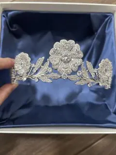 Love Tiara 花モチーフ ティアラ