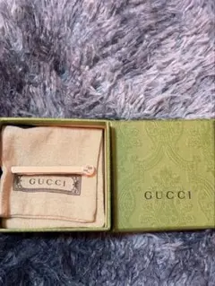 GUCCIネクタイピンのサムネイル