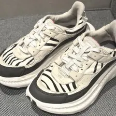 Item thumbnail for item ee0e88c0-586c-492c-a7ef-7472266dc01e