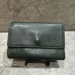 ルイヴィトン タイガ・レザー ミュルティクレ キーケース ダークグリーン