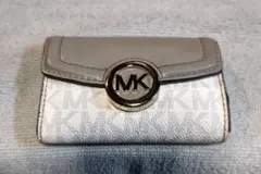 Item thumbnail for item b2c8e5b4-78fb-4315-ad63-e529b2a58521