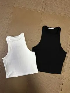 ZARA タンクトップ 2枚セット XS 白　黒　アメスリ　クロップド　ショート