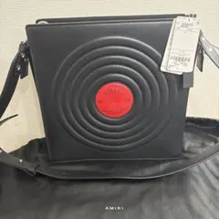 AMIRI アミリ 新品 MAロゴ カメラバッグ ショルダーバッグ AMIRI*MA カメラケース ショルダーバッグ 2色*送料込み* (AMIRI
