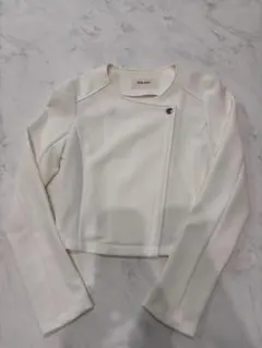 ホワイトノーカラージャケット
