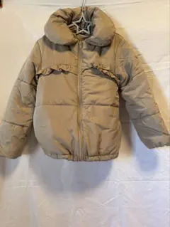 BeBe ベベ アウター 140 女の子 美品 中綿 リボン くすみベージュ