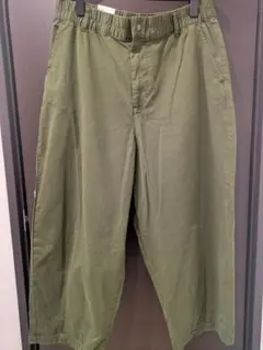 新品 ZARA（ザラ） カーキ色 ワイドパンツ