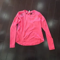 Under Armour ピンク 長袖シャツ
