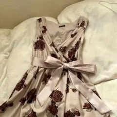 レストローズ　結婚式　ワンピース