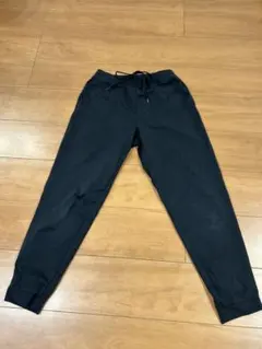 UNIQLO ウルトラストレッチ アンクルパンツ ブラック M テーパード