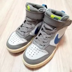 ハイカットスニーカー スニーカー