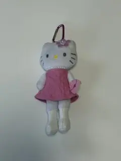 ハローキティ　スタイルアップマスコット　キーホルダー　（キルティングドレス）