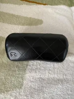 CHANEL シャネル メガネケース マトラッセ ブラックのサムネイル