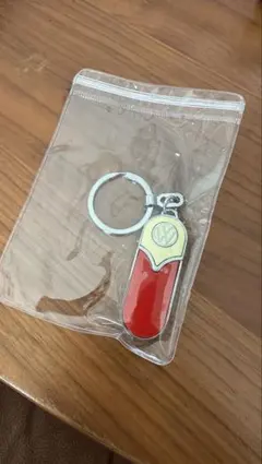 純正Volkswagen タイプ2T1メタルキーホルダー レッド/ベージュ　新品