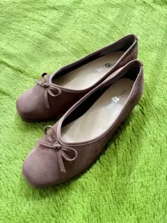 Item thumbnail for item cd9fd8e0-aaba-484c-9fd3-95b4e1056b84