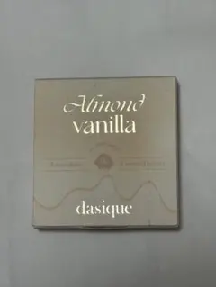 dasique Almond Vanilla アイシャドウ　#21 デイジーク