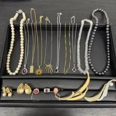 【 遺品整理 】ネックレス イヤリング ラペルピン ブローチ 17点