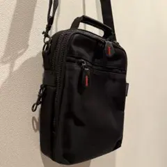 黒ポーチ　ショルダーバッグ　ポシェット