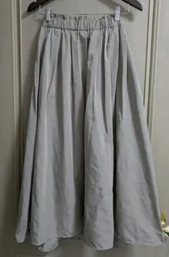 美品　GU　ロングフレアスカート　Lサイズ　グレージュ