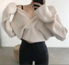 カシュクールトップス　長袖ショート丈ニット　グレイル