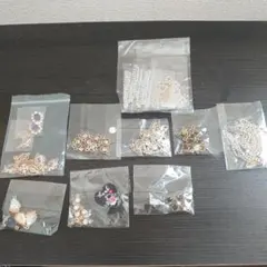 金属製チャームセット 複数デザイン　バラ　蝶々