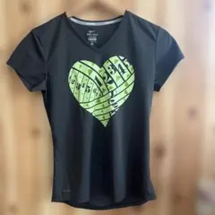 ☘️T22354☘️NIKE 半袖 レディース Vネック スポーツ Tシャツ Mのサムネイル