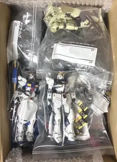 νガンダム　チタニウム　ジオング　他素組み品 まとめ売り 9体セット