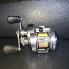 カルカッタコンクエスト DC 201HG　20カルコン シマノ カルカッタ コンクエスト DC 201HG 左 (リール) 価格比較