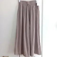 ブラウンベージュ フレアーパンツ ゴムウエスト