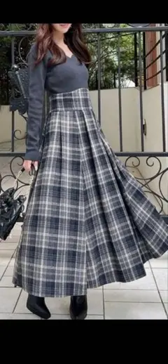 リゼクシー　RESEXXY ハイウエストコルセットスカート　ネイビー