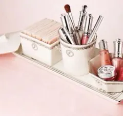 ジルスチュアート　ノベルティ　トレイ　新品未使用品 ジルスチュアート ノベルティ ビューティートレイ - メルカリ