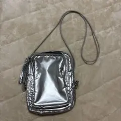 シルバー スマホショルダーバッグ