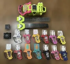 仮面ライダーエグゼイド DXゲーマドライバー　ガシャット13個セット