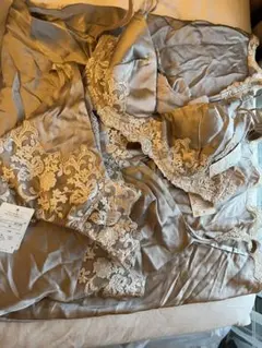 takabows様専用　ワコール　トレフル　ブラジャーショーツスリップセット　他のサムネイル