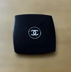 CHANEL コンパクトミラー