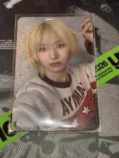 idntt チョンミョンobjekt オブジェクト 203 トレカ Q.R未使用