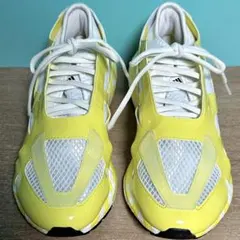 アディダス【ADIDAS】ウルトラブースト22　　　　※2022年製レアカラー