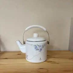 Item thumbnail for item 24c7464e-403e-4425-9873-24e182be3da4