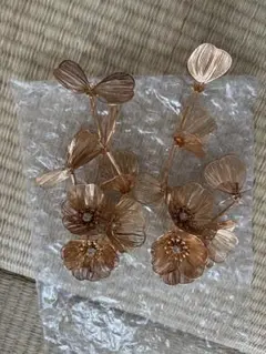 結婚式 前撮り ピアス 大ぶり フラワー ゴールド