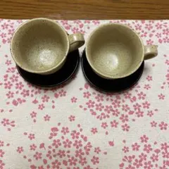 カップアンドソーサー2組のサムネイル