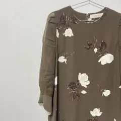 【美品】SNIDEL ペイントフラワーシースルースリーブワンピース 花柄 カーキ