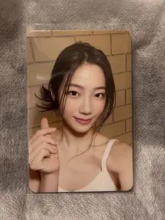 カズハ ONOFF トレカ LESSERAFIM