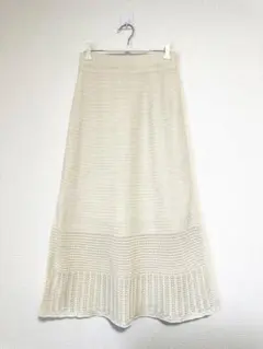 GU アイボリー フレアスカート【未使用品】