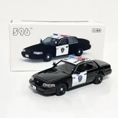596 1/64 フォード・クラウンビクトリア カリフォルニア州オークランド警察のサムネイル