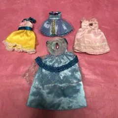 リカちゃんなどお洋服まとめ売り4点